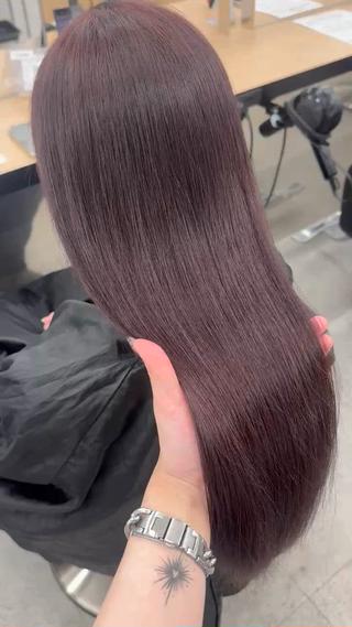 ロング カラー 暗髪🩶ラベンダー/ ブルー/ユウナ🤍のヘアスタイル