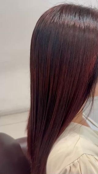 セミロング 二度見される艶髪職人 /美髪矯正のプロ木崎のヘアスタイル