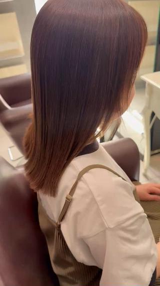 ミディアム 二度見される艶髪職人 /美髪矯正のプロ木崎のヘアスタイル