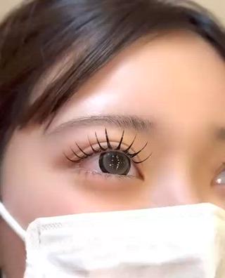 タレ目デザイン 