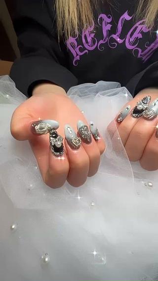 ネイル ネイルサロン lotusのネイルデザイン