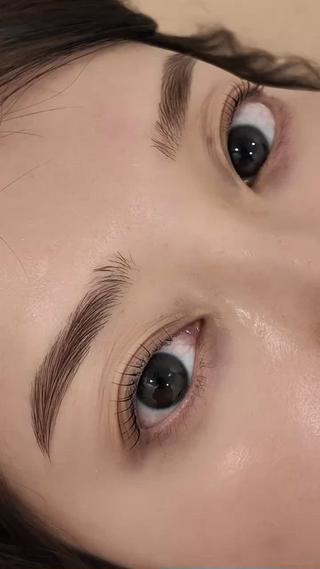 アイブロウ GO TODAY SHAIRE SALON mico店所属・松本 彩良のマツエク・マツパデザイン