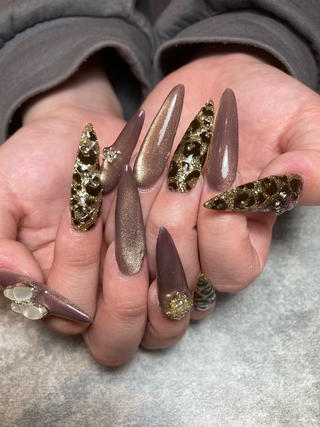 ネイル Leo Nailのネイルデザイン