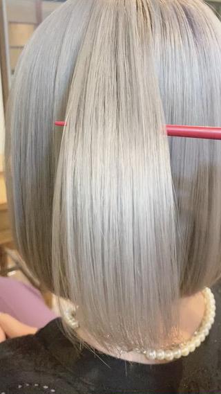 ブリーチ3回必須です!
ホワイトカラー