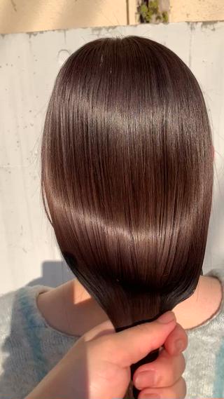 髪質改善カラー

カラーをしながら髪質改善
カラーダメージを抑え、さらに髪質を良くします！

ダメージが気になる方、カラーはしたいけどダメージは嫌だ！という方おすすめです 