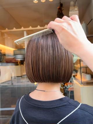 動いてもライン揃います︎
切りっぱなしボブやラインが出るスタイル得意です 