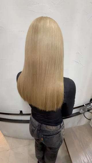 ロング 早坂 裕真のヘアスタイル