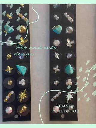 耳つぼジュエリーご紹介
一部ですが、デザインのご紹介です

マッサージ＆ツボ押し後、ご希望の方にジュエリー付きのシールを貼っています
シールの裏にはチタン粒（一部金粒を使用）が貼ってあり
施術後も耳つぼを継続的に刺激してくれます

不調改善とともに、耳元も華やかに

#美容
#耳つぼリフレクソロジー協会
#エメラルド式耳つぼリフレクソロジー
#自分を整える
#エメピスト
#エミピスト
#耳つぼ
#耳つぼジュエリー
#耳つぼリフレ
#神奈川美容
#小田原美容
#ダイエット
#リフトアップ
#不調改善
#美肌
#免疫力アップ
#旧三福ビルヂング
 