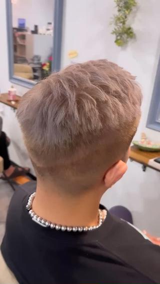 シルバーグレー 