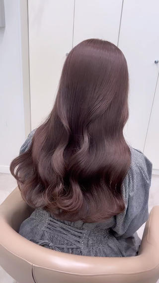 chocolate brown
ベースが暗い方はw care color（ブリーチなしWカラー）
が必須です 