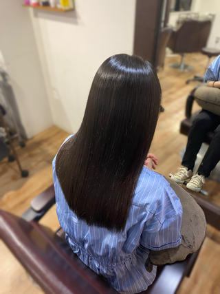 カラー RINA🦋 【韓国風/艶髪】のヘアスタイル