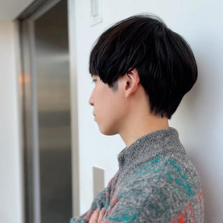 《スタイル》
メンズ刈り上げないマッシュショート

メンズスタイル特化美容師
一人一人の骨格に合わせたカットデザイン
スタイリングやスタイリング剤の提案を丁寧に
メンズ目線のかっこいいを提案します

お客様に1人1人が苦手を持っているのでそれらを解消できるように提案させていただきます。
メンズカットは切られ方でセットのしやすさが格段に変わります！
もし悩んでいるお客様いらっしゃいましたら是非一度ご来店ください！

メンズカット/メンズパーマ/メンズダウンパーマ/メンズツイストパーマ/メンズカラー/メンズアップバング/メンズ刈り上げ 