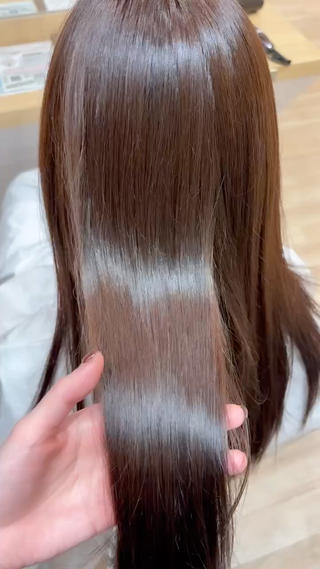 イルミナカラー使用で透明感UP柔らかさのあるブラウンカラー 