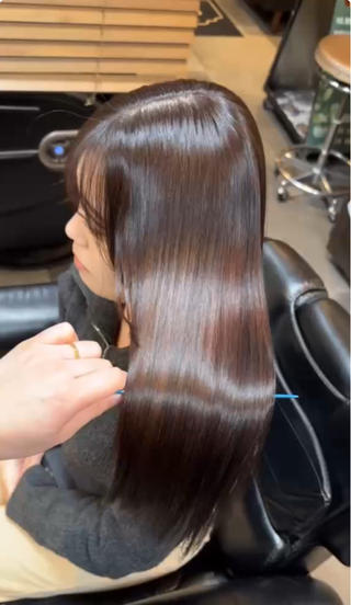 ロング カラー さかきばら すみえのヘアスタイル