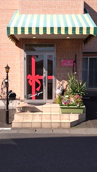 〜お店の紹介〜

１階『パーソナルカラー・骨格/顔タイプ診断』

２階『メディカルエステ』 