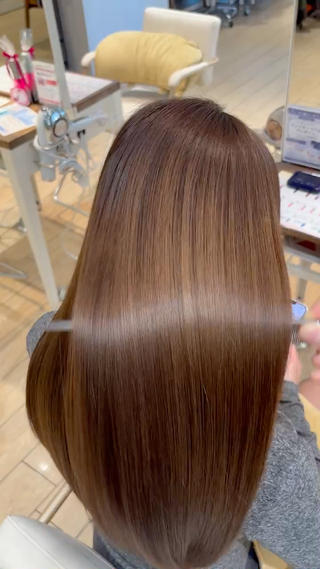 僕にしかできない髪質トリートメントのみでこの艶感出せます 