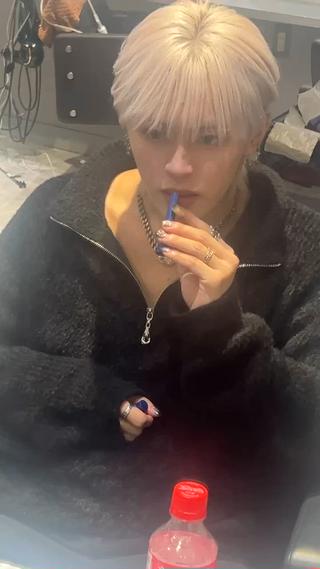 メンズハイトーン
フェザーウルフ 