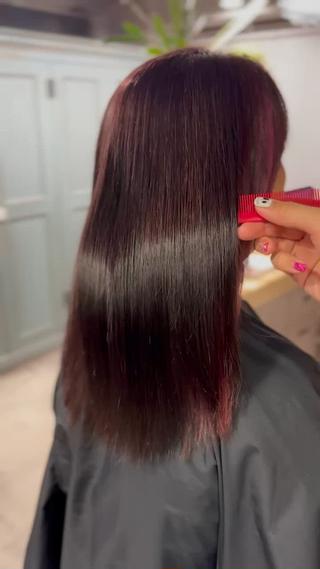 最先端ダメージレス紙質改善
こだわりの薬剤と選定で憧れのサラサラヘアに
是非一度体感してください♡♡♡ 