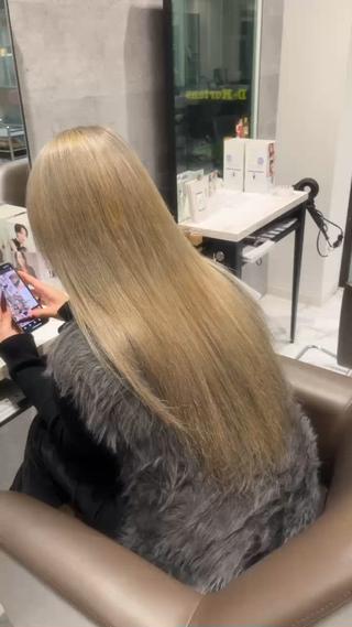 ロング カラー Grow by NYNY 坂本 理輝のヘアスタイル