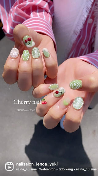ネイル Lenoa Yukiのネイルデザイン
