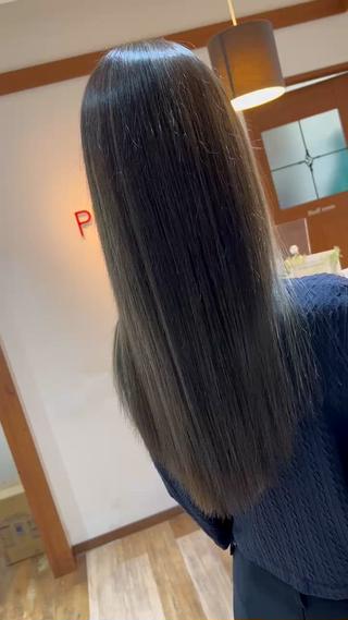 ロング パーマ カラー 髪質改善✨酸性ストレ ート特化店Youjiのヘアスタイル