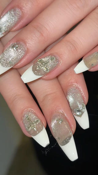 mag french︎
#パラジェル#フィルイン#梅田ネイルサロン#肥後橋#ワンホン#フレンチネイル#マグネット