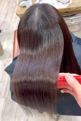 セミロング ブリーチ縮毛矯正 あすまのヘアスタイル