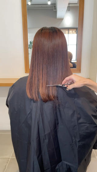 ぷつっとボブ
ダブルカラー/インナーカラー/イヤリングカラー/ハイライト/ぷつっとボブ/ケアブリーチ/ミルクティーベージュ/イルミナカラー/ケアブリーチ/切りっぱなしボブ/学割U24/グレージュ/ラベンダーベージュ/ハイトーン