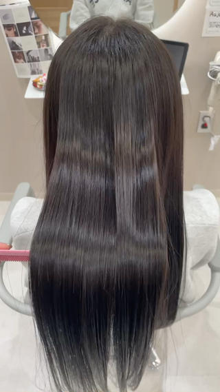 ロング Zina千葉2nd 💫萌音のヘアスタイル