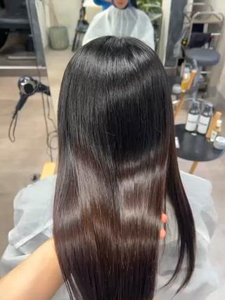 ロング 艶あり暖色系カラー‪ 🎀透明感あゆみ🎀のヘアスタイル