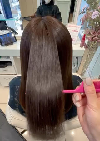 ロング 髪質改善 縮毛矯正 🌙 ゆきのヘアスタイル