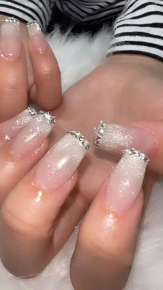 セミロング mao .のネイルデザイン