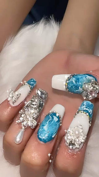 ロング mao .のネイルデザイン