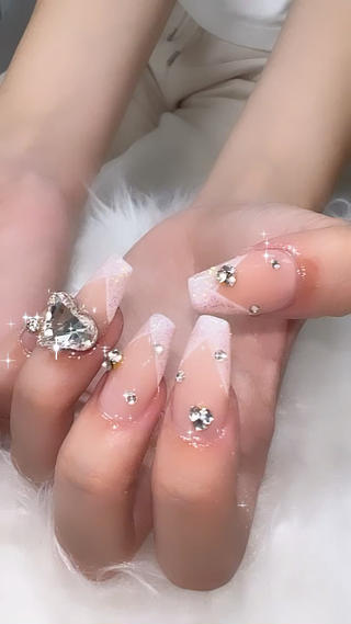 ロング mao .のネイルデザイン