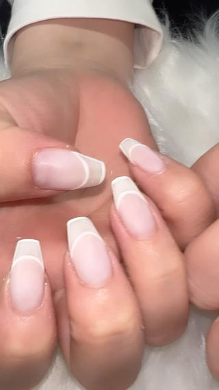 セミロング mao .のネイルデザイン