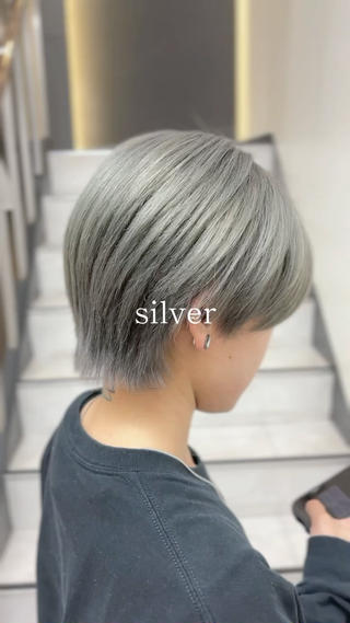ショート 艶髪／透け感カラー ／ＲＹＯのヘアスタイル