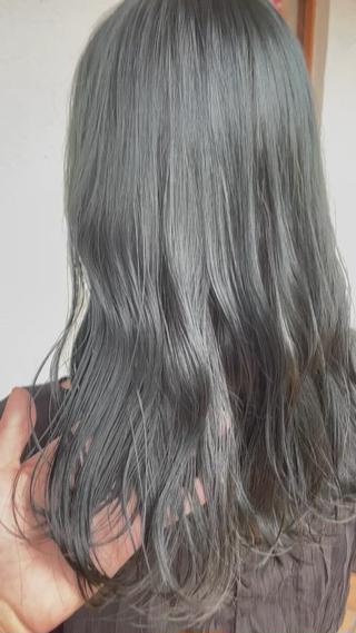 カラー putri 副店長 岸本　拓真のヘアスタイル