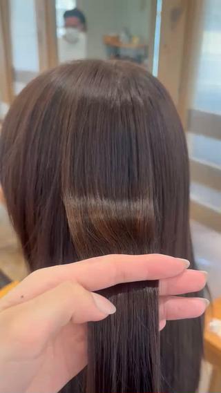 セミロング 山田 芽愛のヘアスタイル