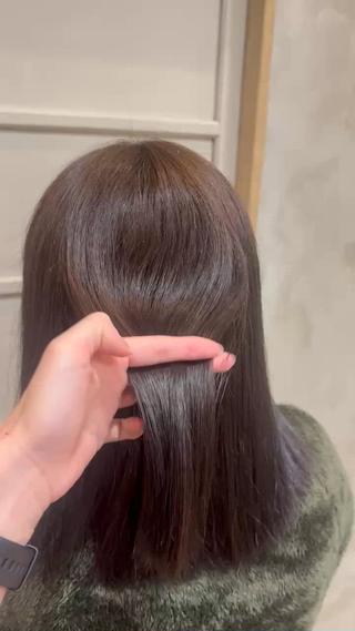 ミディアム 山田 芽愛のヘアスタイル