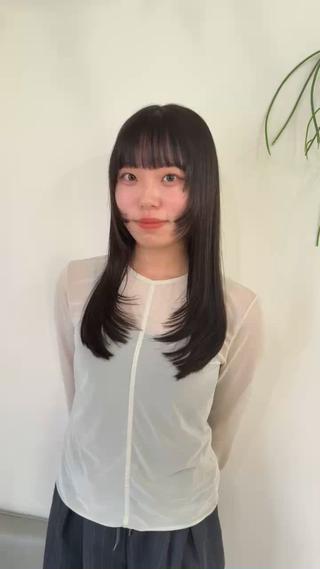 Face layer× layercut
個性的なお顔周りがとっても可愛いです

カラーも赤みを抑えた透明感たっぷりカラーに 