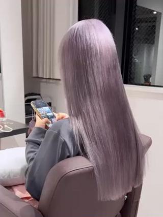 緑に落ちないグレー