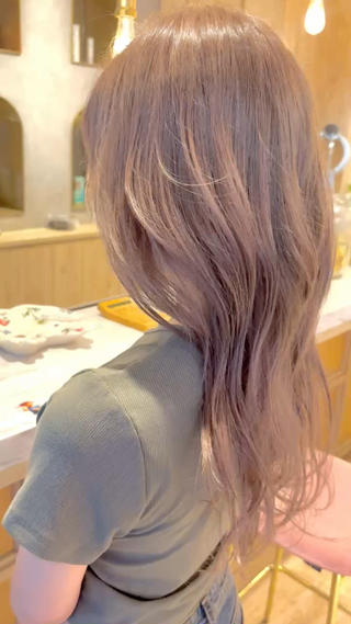 ブリーチしてのカラーになります!
#ラベンダーグレージュ#カラー#ダブルカラー#ブリーチカラー#Wカラー