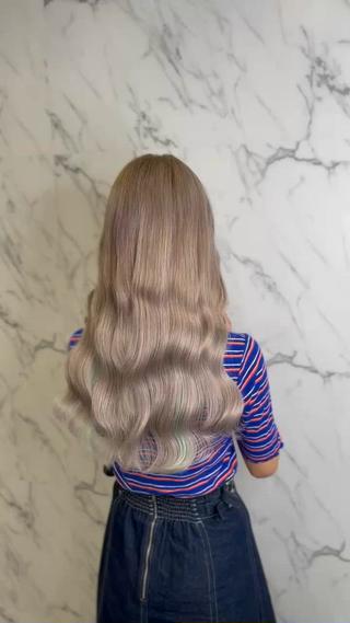 地毛の状態やご希望のヘアスタイルに合わせてご提案、ご提供させていただきます
髪質の状態、デザイン、こだわり等で金額が上下する場合がございます
当日メニュー追加可能です
カウンセリング時にお申し付けください