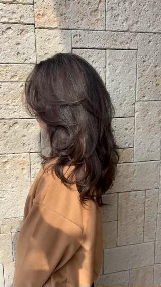 セミロング 小塚 レイヤー/ボブ /韓国ヘア/ブリーチのヘアスタイル