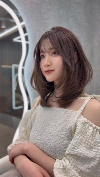 セミロング 大宮🤍縮毛矯正 レイヤー🪽なるのヘアスタイル