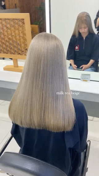 ブリーチしてもこのツヤ感

ブリーチする時はサロンとご自宅での日々のケアが大切です^^ 