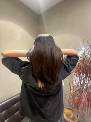 エクステがついている方もトリートメントできます
ついつい触りたくなる髪質をムコタトリートメントで
𓂃𓂂ꕤ*.ﾟ 