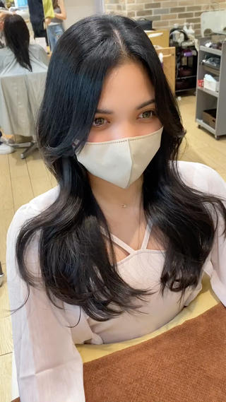 レイヤーありのふわっとカット
初めてレイヤーを入れる方におすすめです!