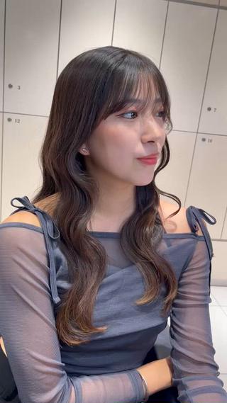 ロング 髪質改善/透明感カラ ー/レイヤー/あやはのヘアスタイル