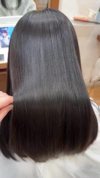 カラー 艶髪クリエイター🪽 秋田 聖也のヘアスタイル